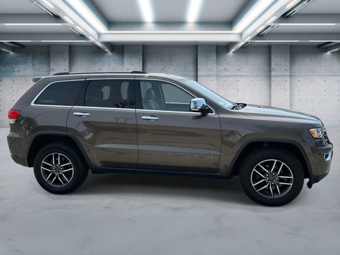 Used 2019 Jeep Grand Cherokee Limited image 3