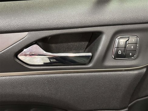 Used 2018 Lincoln MKC Premiere image 10