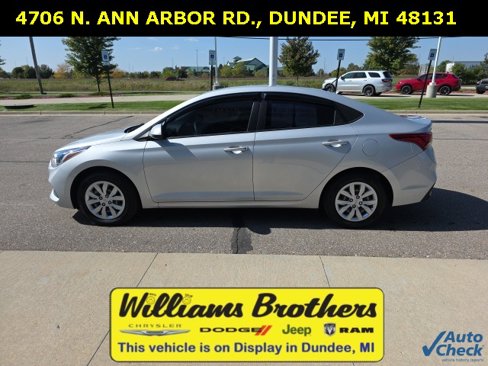 Used 2022 Hyundai Accent SE image 9