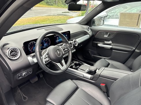 Certified 2023 Mercedes-Benz GLB 250 4MATIC image 9