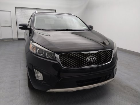 Used 2017 Kia Sorento SX image 14