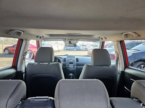 Used 2012 Kia Soul ! w/ Premium Pkg image 12