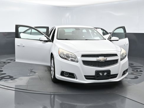 Used 2013 Chevrolet Malibu LT image 23