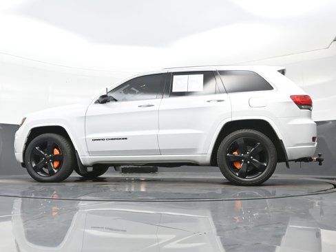 Used 2015 Jeep Grand Cherokee Altitude image 28