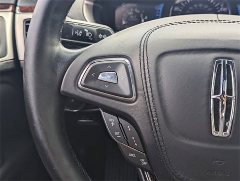 Used 2019 Lincoln MKZ Reserve image 27