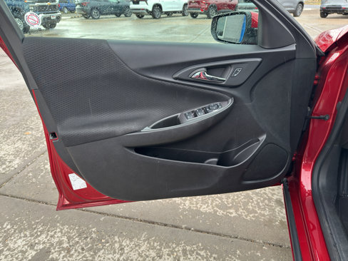 Used 2024 Chevrolet Malibu LT image 9