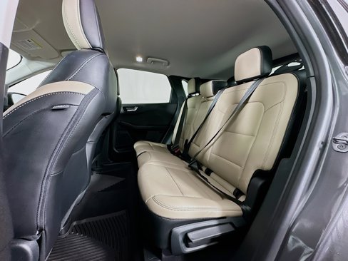 Used 2021 Ford Escape Titanium image 26