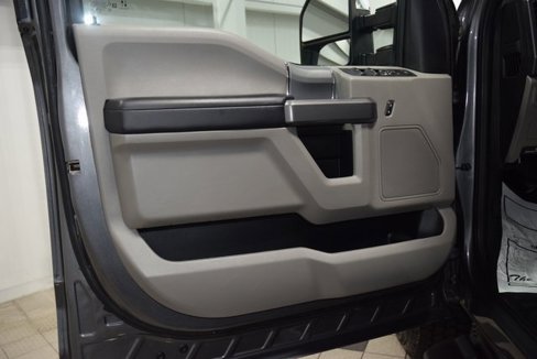 Used 2021 Ford F250 XLT w/ XLT Premium Package image 42