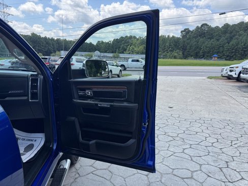 Used 2014 RAM 1500 Laramie w/ Convenience Group image 17
