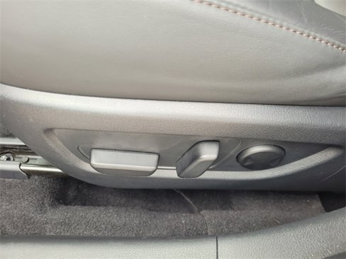 Certified 2022 MAZDA CX-30 AWD 2.5 S w/ Premium Package image 4