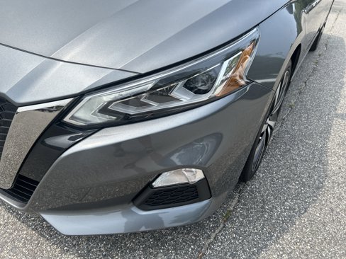 Used 2022 Nissan Altima 2.5 SR image 9