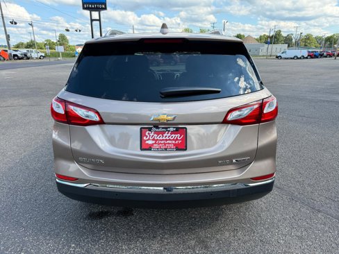 Used 2018 Chevrolet Equinox Premier image 4