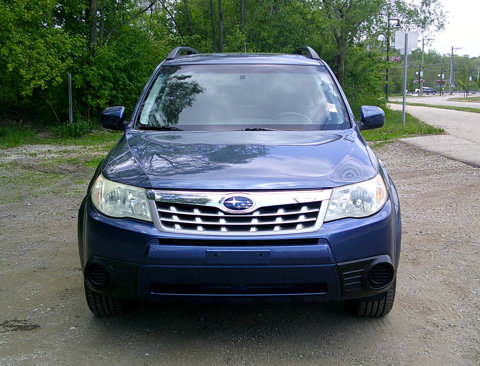 Used 2011 Subaru Forester 2.5X Premium w/ All-Weather Pkg image 2