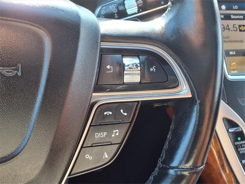 Used 2019 Lincoln Nautilus Reserve image 15