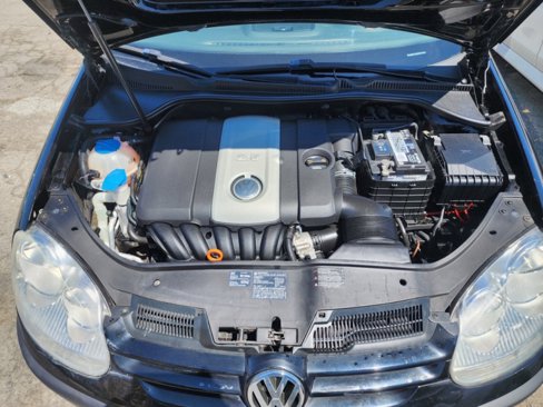 Used 2008 Volkswagen Rabbit S image 25