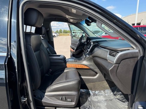 Used 2018 Chevrolet Suburban Premier image 19