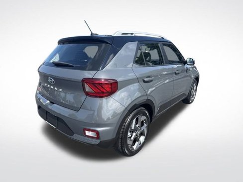 Certified 2024 Hyundai Venue Limited image 5