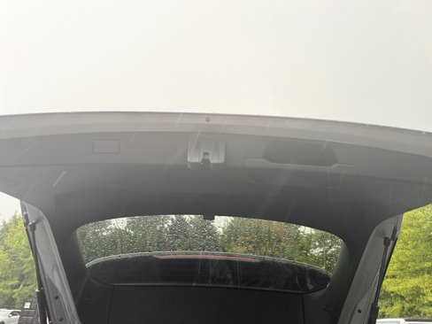 New 2025 Volkswagen Tiguan S image 13