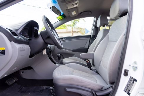 Used 2016 Hyundai Accent SE image 11