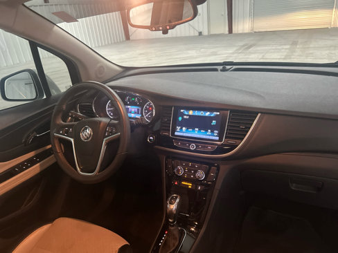 Used 2020 Buick Encore Preferred w/ Safety Package image 27