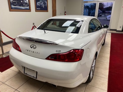 Used 2009 INFINITI G37 Sport w/ Premium Pkg image 7