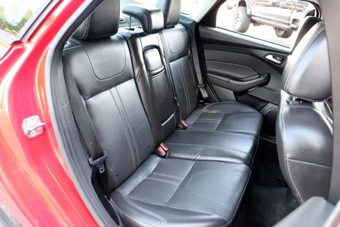 Used 2013 Ford Focus SE image 28