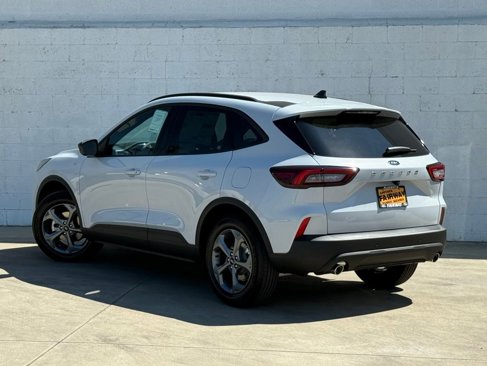 New 2025 Ford Escape ST-Line w/ Tech Pack #1 image 4