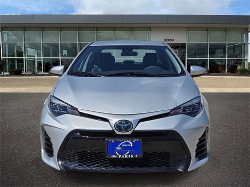 Used 2017 Toyota Corolla SE image 2