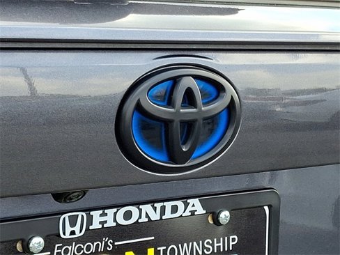 Used 2022 Toyota RAV4 XLE Premium image 29