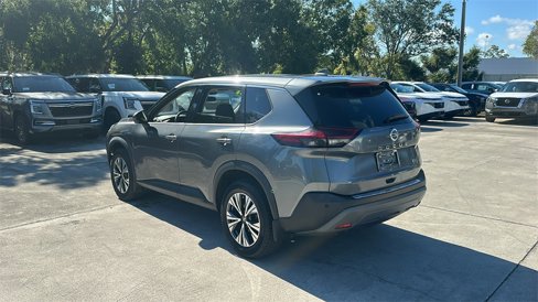 Used 2021 Nissan Rogue SV image 5