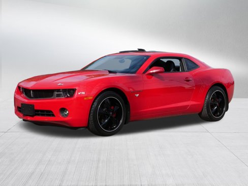 Used 2010 Chevrolet Camaro LT w/ RS Package image 3