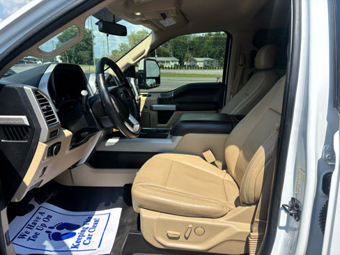 Used 2017 Ford F250 Lariat w/ FX4 Off-Road Package image 11