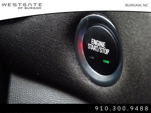 Used 2022 Chevrolet Malibu RS image 27