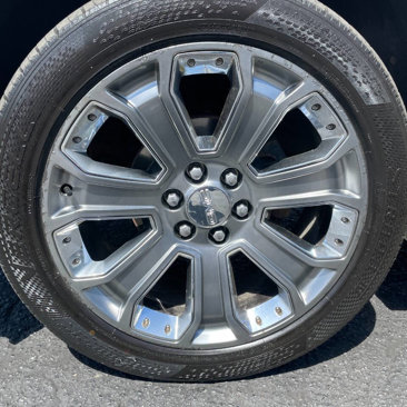 Used 2015 GMC Yukon Denali w/ Premium Package image 9