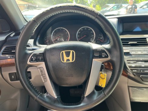 Used 2011 Honda Accord EX-L image 16