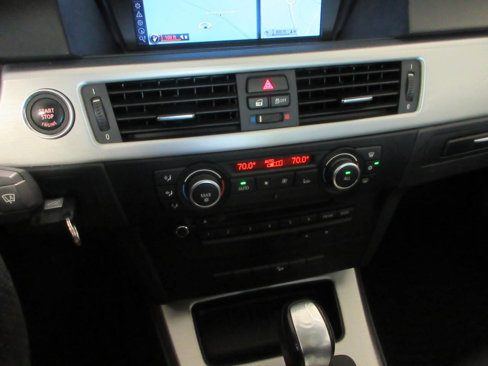 Used 2011 BMW 335i xDrive Sedan image 31