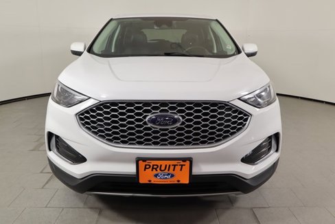 Used 2024 Ford Edge SEL image 2