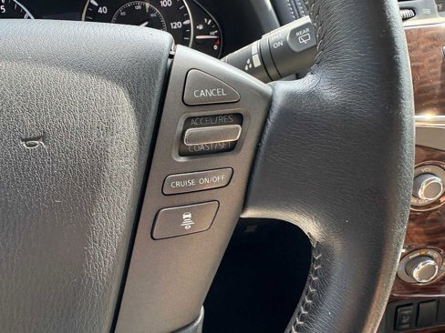 Used 2020 Nissan Armada SL image 33