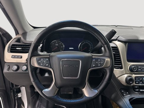 Used 2017 GMC Yukon XL Denali w/ Open Road Package image 10