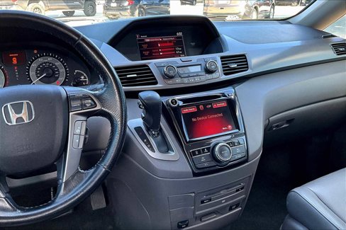 Used 2016 Honda Odyssey Touring Elite image 6