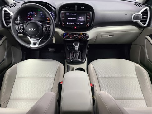 Used 2022 Kia Soul LX image 20