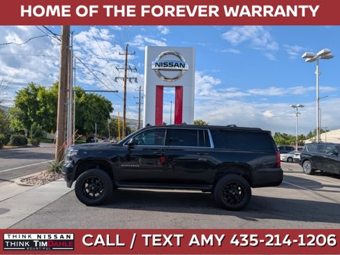 Used 2016 Chevrolet Suburban LT w/ Luxury Package image 1