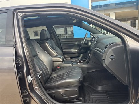 Used 2014 Chrysler 300 S image 12