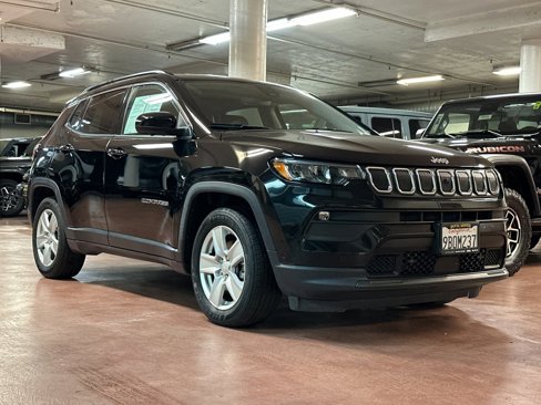 Certified 2022 Jeep Compass Latitude w/ Convenience Group image 7