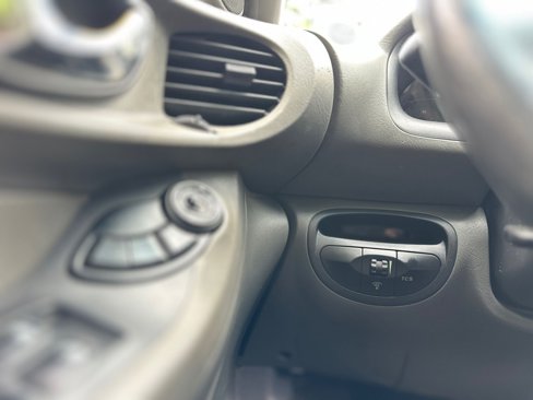 Used 2003 Hyundai Santa Fe LX image 9