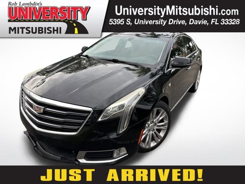 Used 2018 Cadillac XTS Luxury image 1