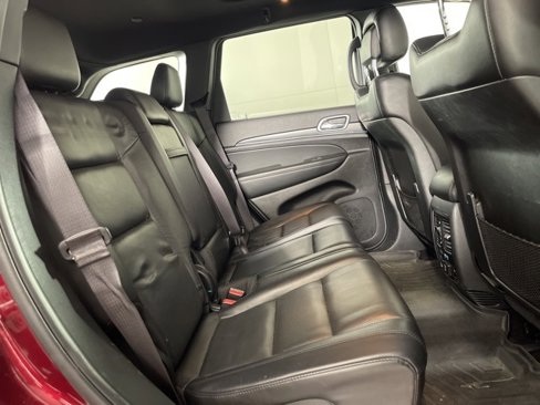Used 2020 Jeep Grand Cherokee Limited w/ Luxury Group II image 16