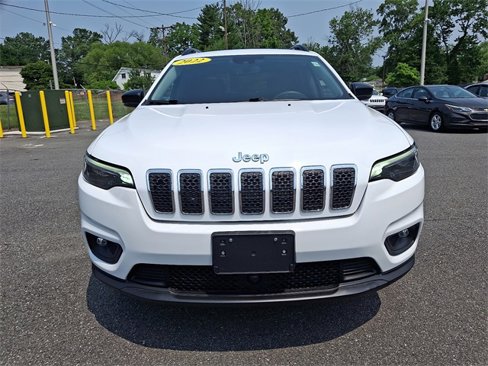 Used 2022 Jeep Cherokee Latitude Lux w/ Sun & Sound Group image 2