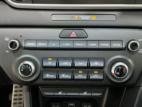 Used 2022 Kia Sportage Nightfall Edition image 17