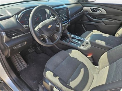 Used 2019 Chevrolet Traverse LS image 9